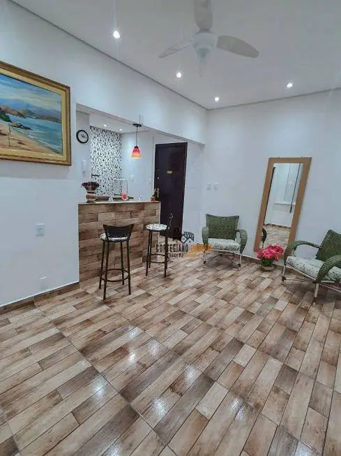Foto 1 de Apartamento com 1 Quarto à venda, 32m² em Embaré, Santos