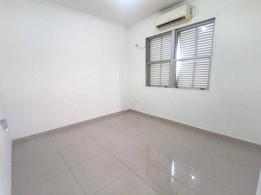 Foto 3 de Apartamento com 2 Quartos à venda, 70m² em Embaré, Santos