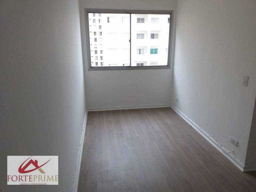 Foto 2 de Apartamento com 2 Quartos para alugar, 50m² em Moema, São Paulo