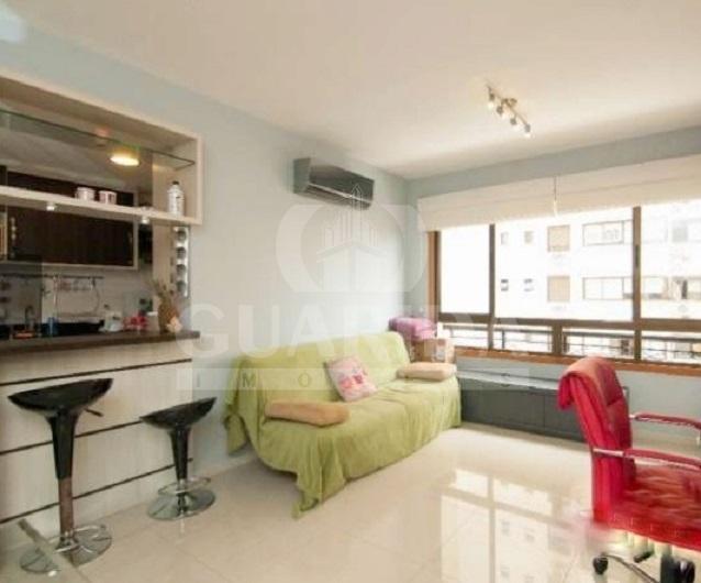 Foto 2 de Apartamento com 2 Quartos à venda, 74m² em Passo da Areia, Porto Alegre