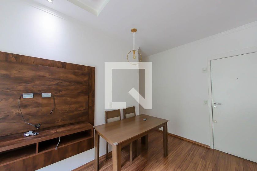 Foto 3 de Apartamento com 2 Quartos à venda, 49m² em Taboão, Guarulhos