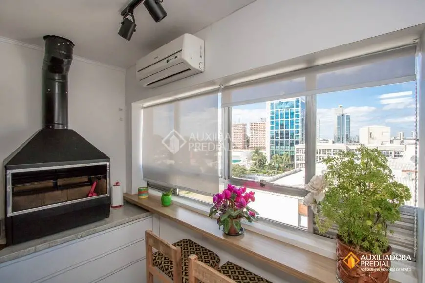 Foto 1 de Apartamento com 3 Quartos à venda, 93m² em Jardim Lindóia, Porto Alegre