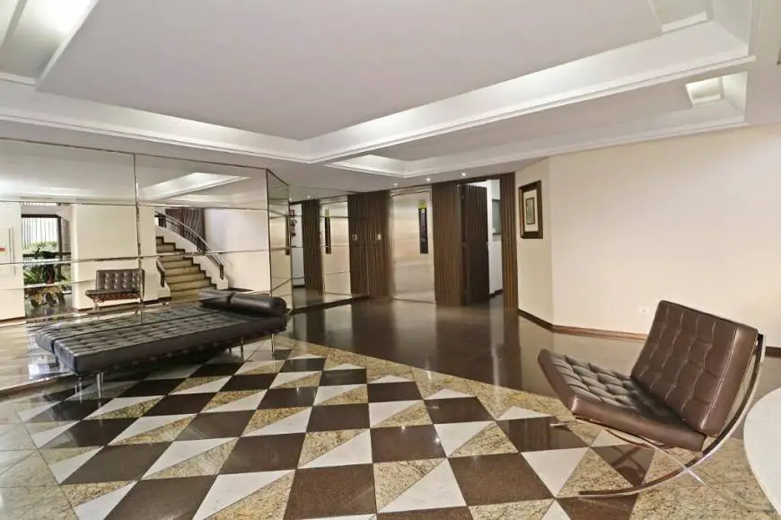 Foto 1 de Apartamento com 4 Quartos para alugar, 148m² em Champagnat, Curitiba