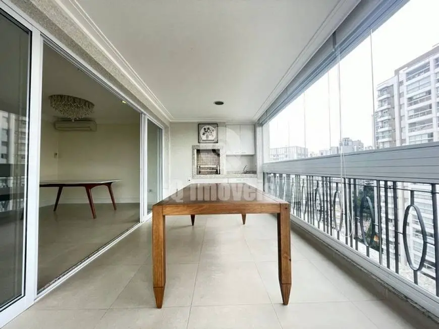 Foto 5 de Apartamento com 4 Quartos à venda, 158m² em Perdizes, São Paulo