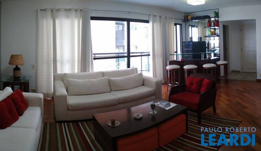 Foto 1 de Apartamento com 4 Quartos para alugar, 165m² em Perdizes, São Paulo