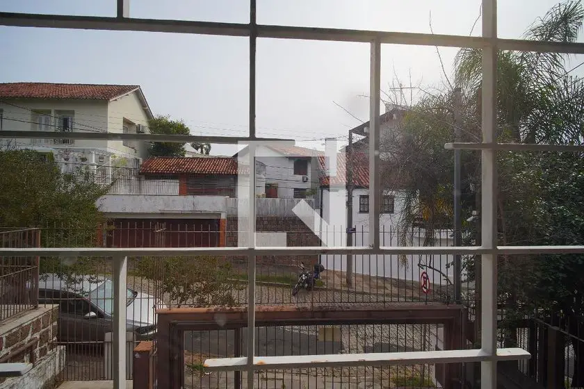 Foto 4 de Casa com 4 Quartos para alugar, 350m² em Chácara das Pedras, Porto Alegre