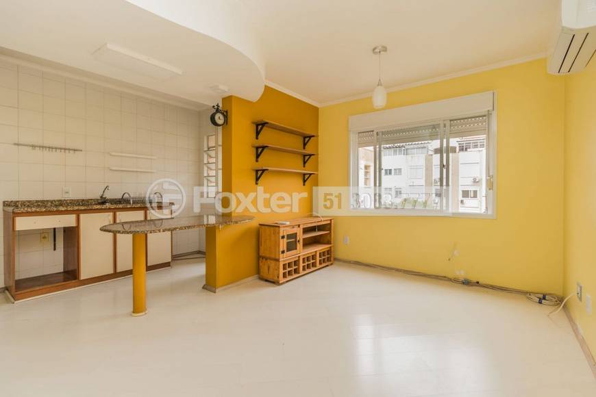 Foto 2 de Apartamento com 1 Quarto à venda, 44m² em Mont' Serrat, Porto Alegre