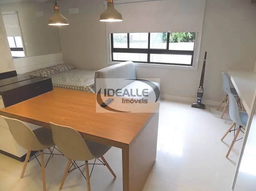 Foto 2 de Apartamento com 1 Quarto à venda, 24m² em São Francisco, Curitiba