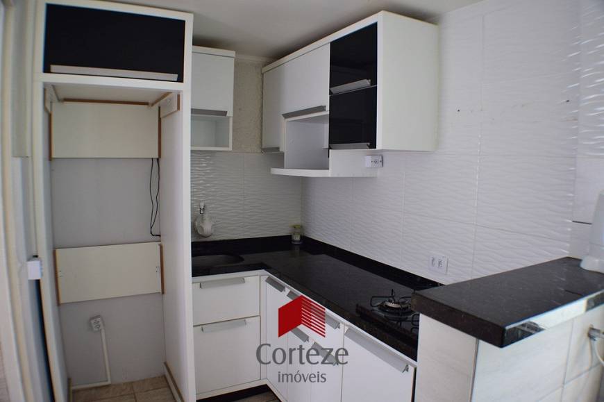 Foto 4 de Apartamento com 2 Quartos à venda, 36m² em Cajuru, Curitiba