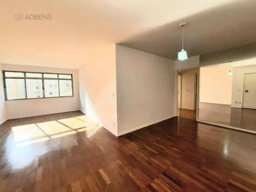 Foto 1 de Apartamento com 3 Quartos para alugar, 130m² em Itaim Bibi, São Paulo