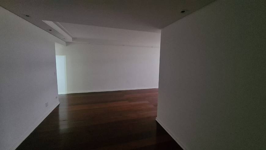 Foto 1 de Apartamento com 3 Quartos para alugar, 147m² em Itaim Bibi, São Paulo