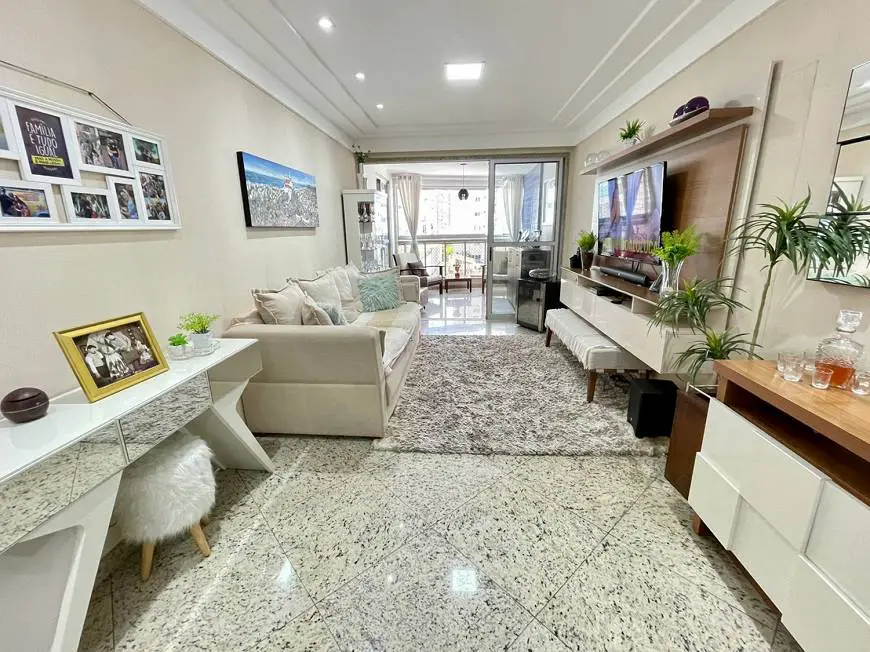 Foto 2 de Apartamento com 3 Quartos à venda, 138m² em Praia do Canto, Vitória