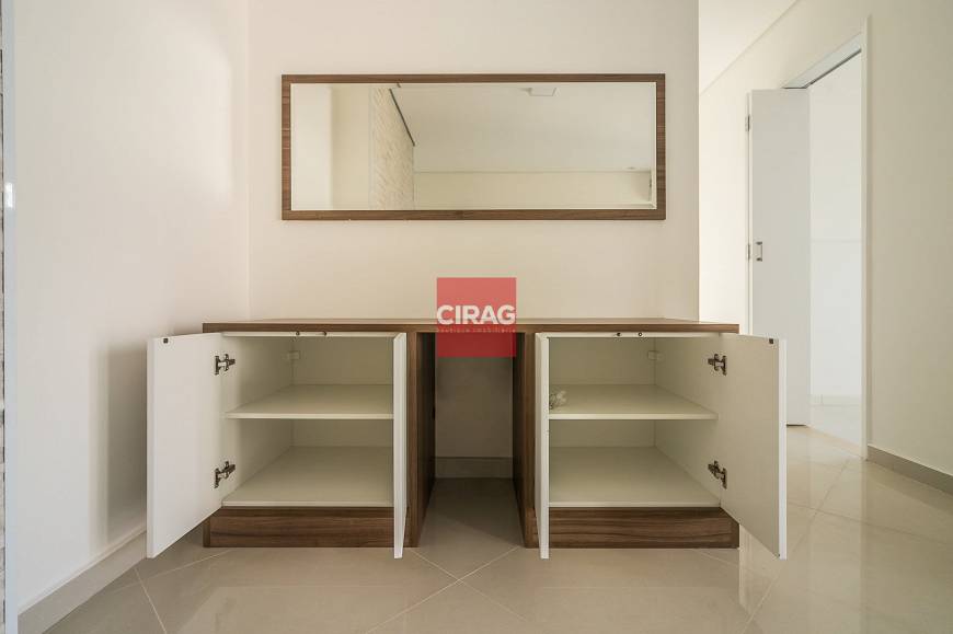 Foto 3 de Apartamento com 3 Quartos à venda, 135m² em Sumaré, São Paulo