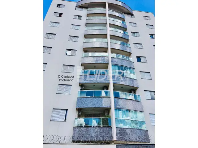 Foto 1 de Apartamento com 3 Quartos para alugar, 123m² em Tabajaras, Uberlândia