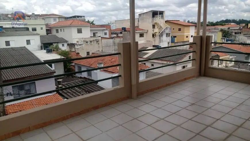 Foto 1 de Casa com 2 Quartos para alugar, 180m² em Vila Mazzei, São Paulo