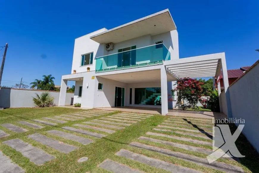 Foto 1 de Casa com 3 Quartos para alugar, 220m² em Atami Sul, Pontal do Paraná