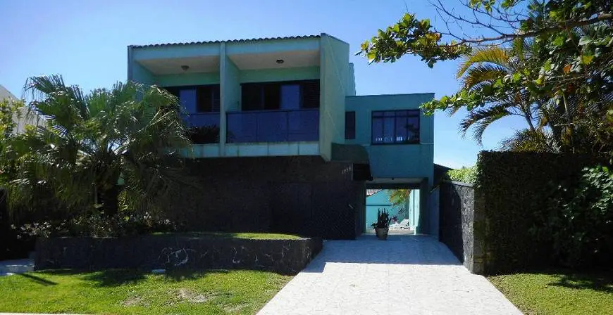 Foto 2 de Casa com 4 Quartos para alugar, 250m² em Atami Norte, Pontal do Paraná