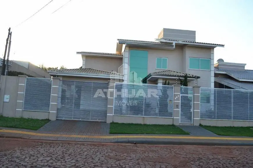 Foto 1 de Sobrado com 3 Quartos à venda, 314m² em Beverly Falls Park, Foz do Iguaçu