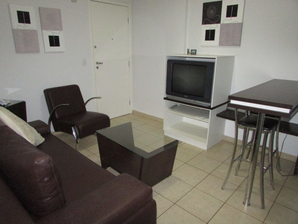 Foto 3 de Apartamento com 1 Quarto para alugar, 45m² em Setor Bela Vista, Goiânia