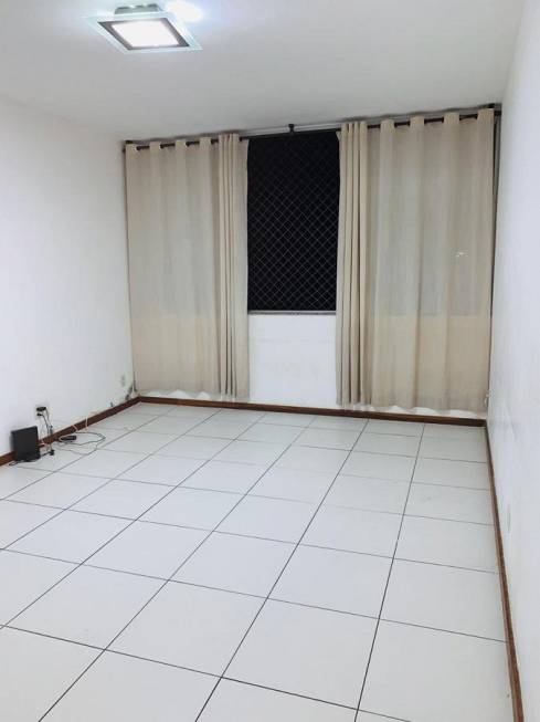 Foto 1 de Apartamento com 2 Quartos para alugar, 80m² em Barra, Salvador