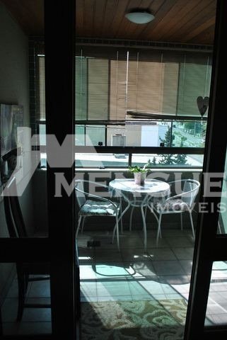 Foto 4 de Apartamento com 2 Quartos à venda, 65m² em Chácara das Pedras, Porto Alegre