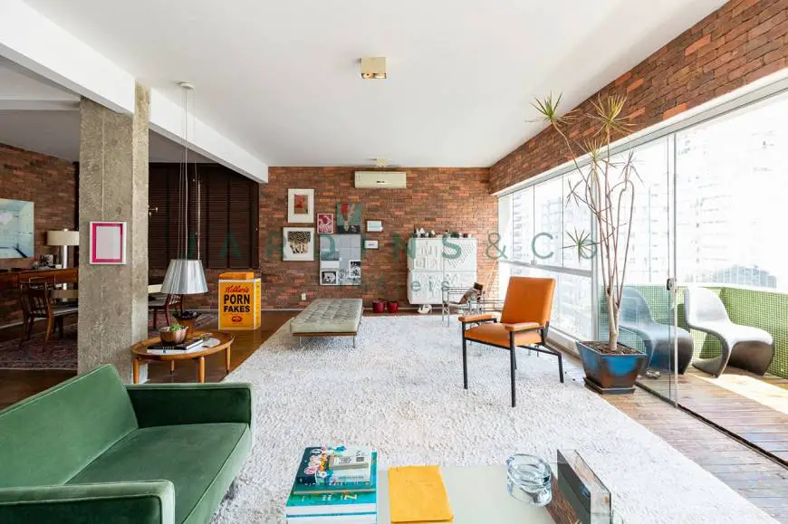 Foto 3 de Apartamento com 2 Quartos à venda, 208m² em Jardim América, São Paulo