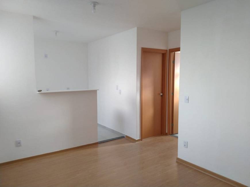 Foto 1 de Apartamento com 2 Quartos para alugar, 39m² em Jardim Imperial, Cuiabá