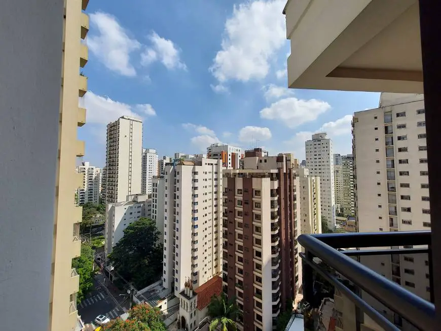 Foto 4 de Apartamento com 2 Quartos para alugar, 60m² em Moema, São Paulo