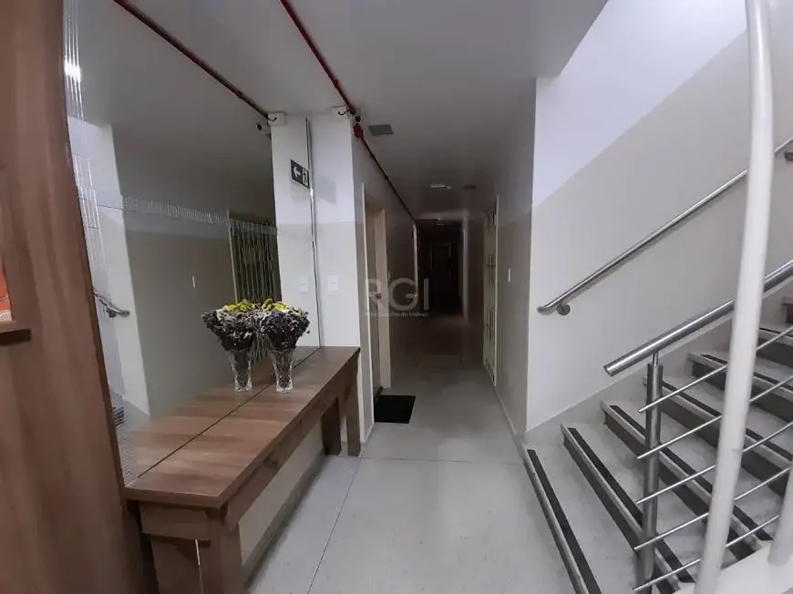 Foto 3 de Apartamento com 2 Quartos à venda, 76m² em São Geraldo, Porto Alegre