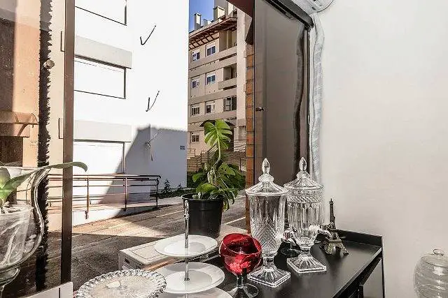 Foto 4 de Apartamento com 2 Quartos à venda, 60m² em Vila Nova, Porto Alegre