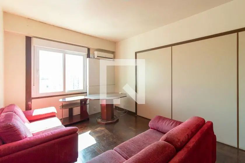 Foto 2 de Apartamento com 3 Quartos para alugar, 145m² em Centro Histórico, Porto Alegre