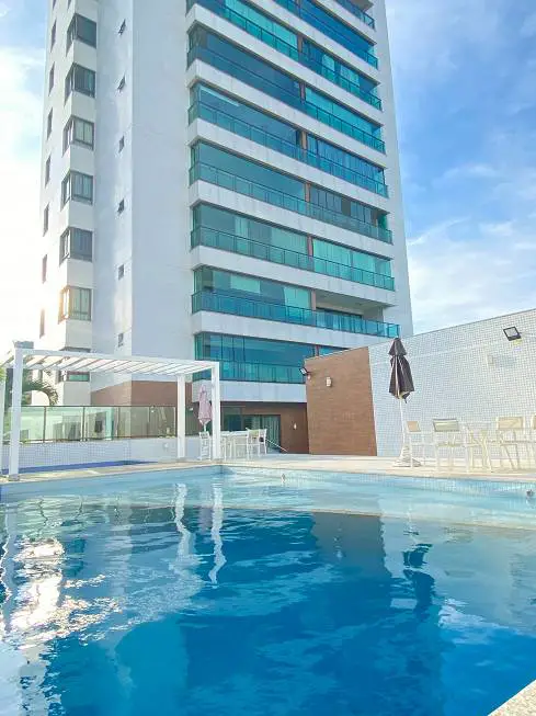 Foto 1 de Apartamento com 3 Quartos à venda, 140m² em Santa Mônica, Feira de Santana