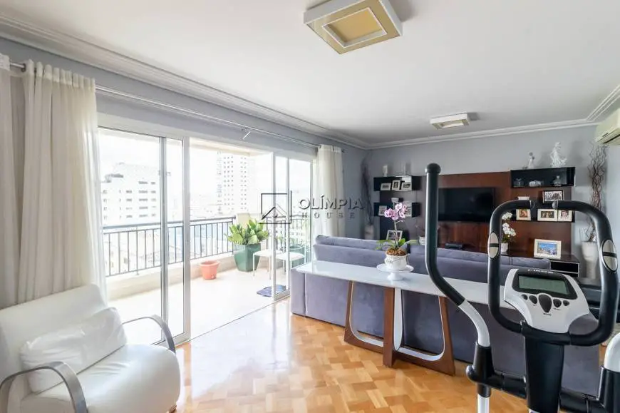 Foto 2 de Apartamento com 4 Quartos à venda, 210m² em Higienópolis, São Paulo