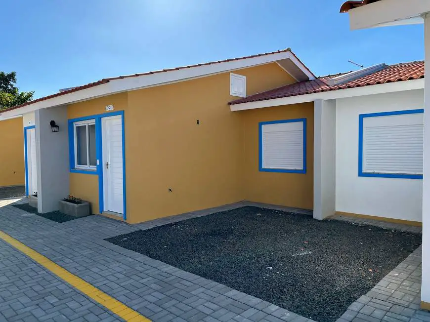 Foto 1 de Casa com 2 Quartos à venda, 74m² em Estância Velha, Canoas