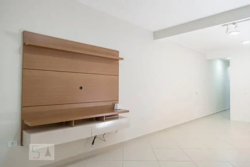 Foto 1 de Casa com 2 Quartos para alugar, 70m² em Torres Tibagy, Guarulhos