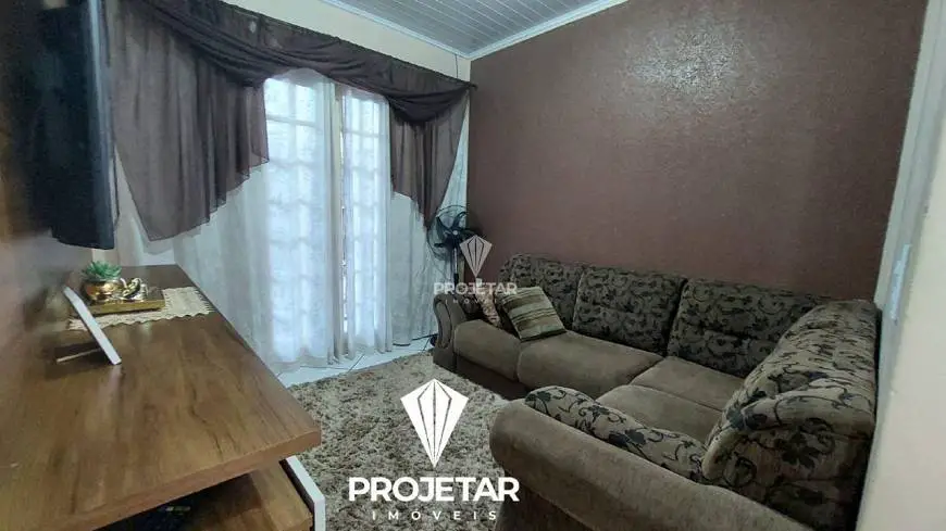 Foto 2 de Casa com 2 Quartos à venda, 95m² em Vila Manaus, Criciúma