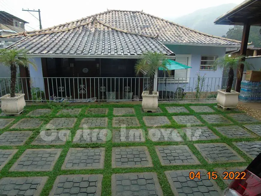 Foto 1 de Casa com 3 Quartos à venda, 140m² em Centro, Petrópolis