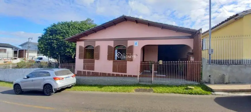 Foto 1 de Casa com 3 Quartos à venda, 135m² em Imperatriz, Criciúma