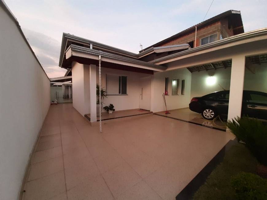 Foto 1 de Casa com 3 Quartos à venda, 134m² em Loteamento Itatiba Park, Itatiba