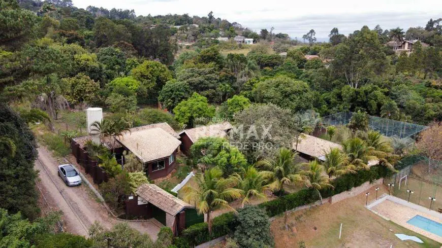 Foto 1 de Chácara com 4 Quartos à venda, 450m² em Parque Valinhos, Valinhos