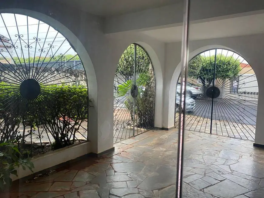 Foto 2 de Sobrado com 4 Quartos à venda, 180m² em Parque Industrial, São José do Rio Preto