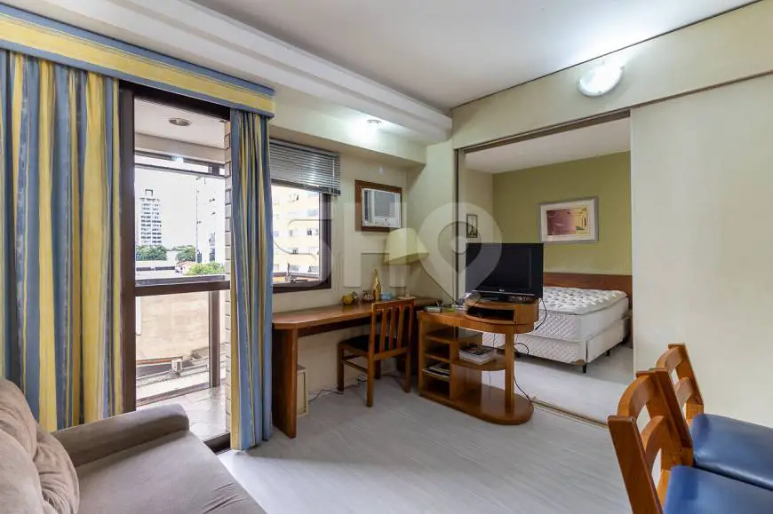 Foto 1 de Apartamento com 1 Quarto à venda, 40m² em Moema, São Paulo