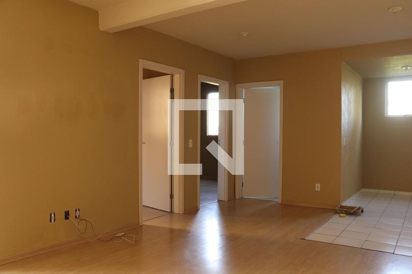Foto 1 de Apartamento com 2 Quartos para alugar, 50m² em Feitoria, São Leopoldo