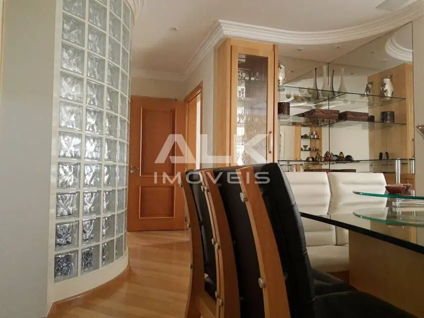 Foto 1 de Apartamento com 2 Quartos à venda, 134m² em Jardim Avelino, São Paulo