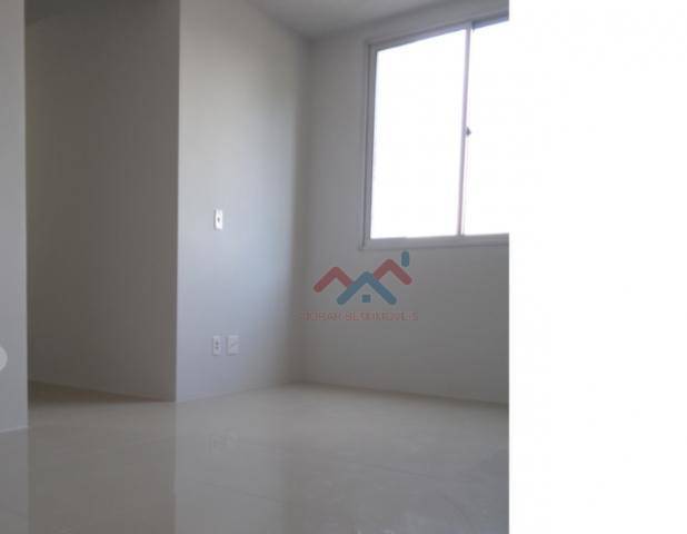 Foto 3 de Apartamento com 2 Quartos à venda, 47m² em Olaria, Canoas