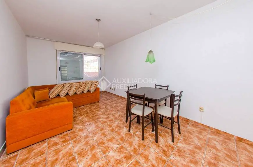 Foto 5 de Apartamento com 2 Quartos à venda, 69m² em Passo da Areia, Porto Alegre