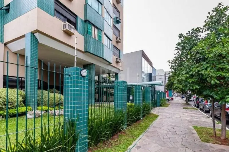 Foto 2 de Apartamento com 2 Quartos à venda, 85m² em São Geraldo, Porto Alegre