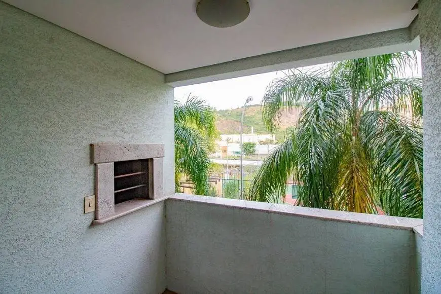 Foto 2 de Apartamento com 3 Quartos à venda, 79m² em Alto Petrópolis, Porto Alegre
