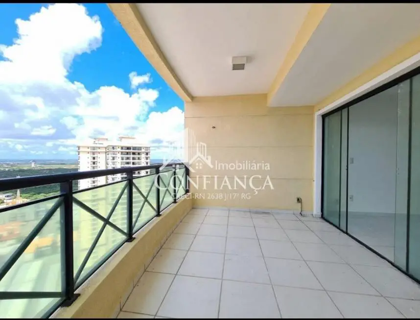 Foto 3 de Apartamento com 3 Quartos à venda, 123m² em Candelária, Natal