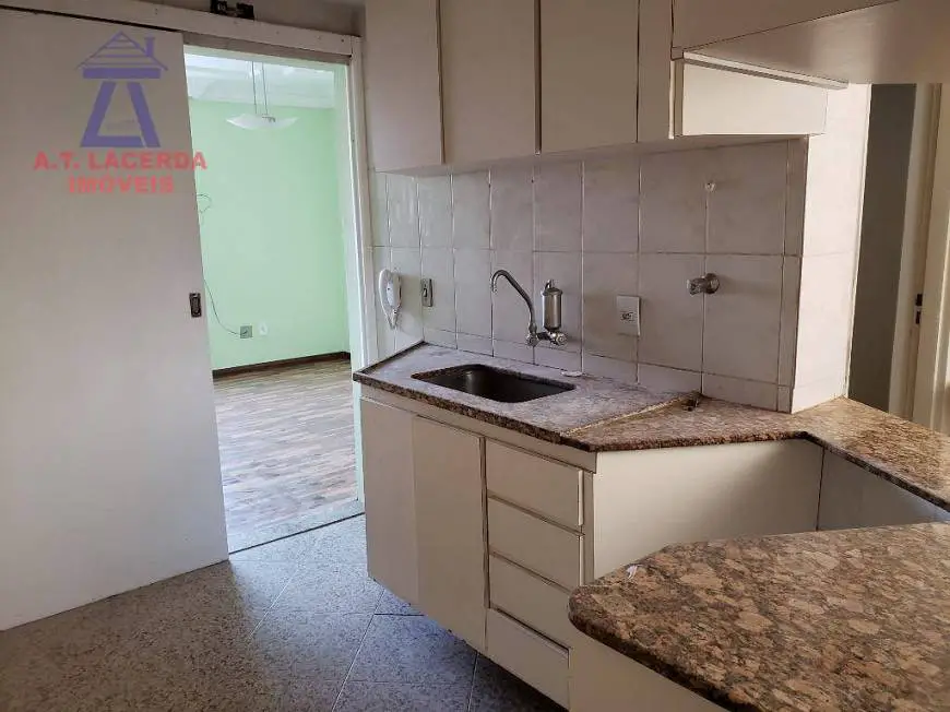 Foto 4 de Apartamento com 3 Quartos à venda, 72m² em Candida Câmara, Montes Claros